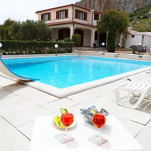 https://villa-benny.sicilyhotelsitaly.net